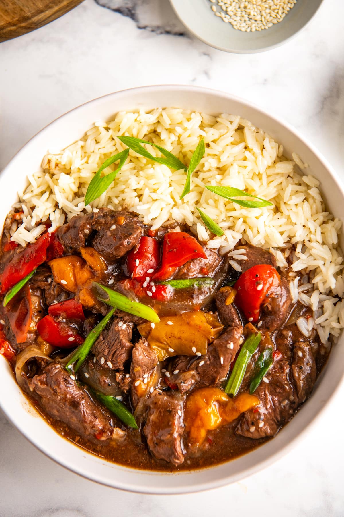 Crockpot Pepper Steak - Yummy Treats