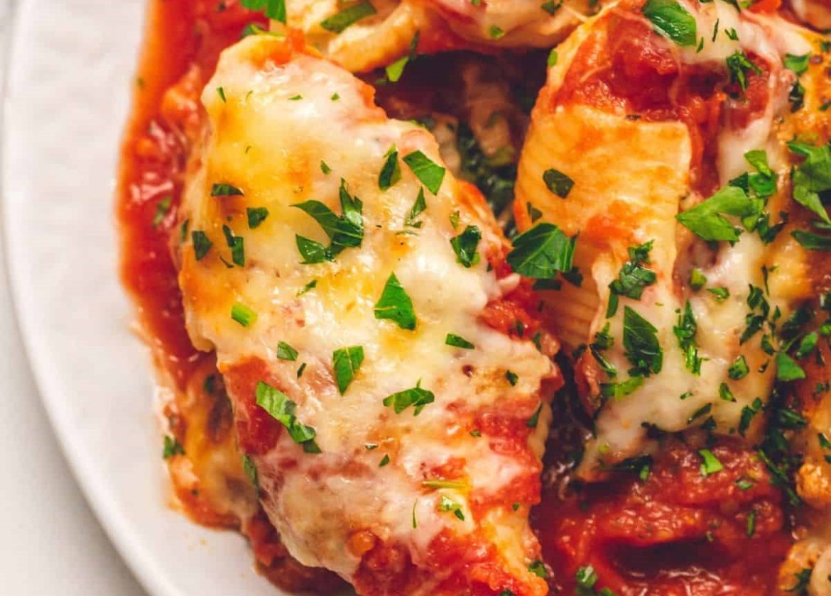 Easy Italian Stuffed Shells - Yummy treats