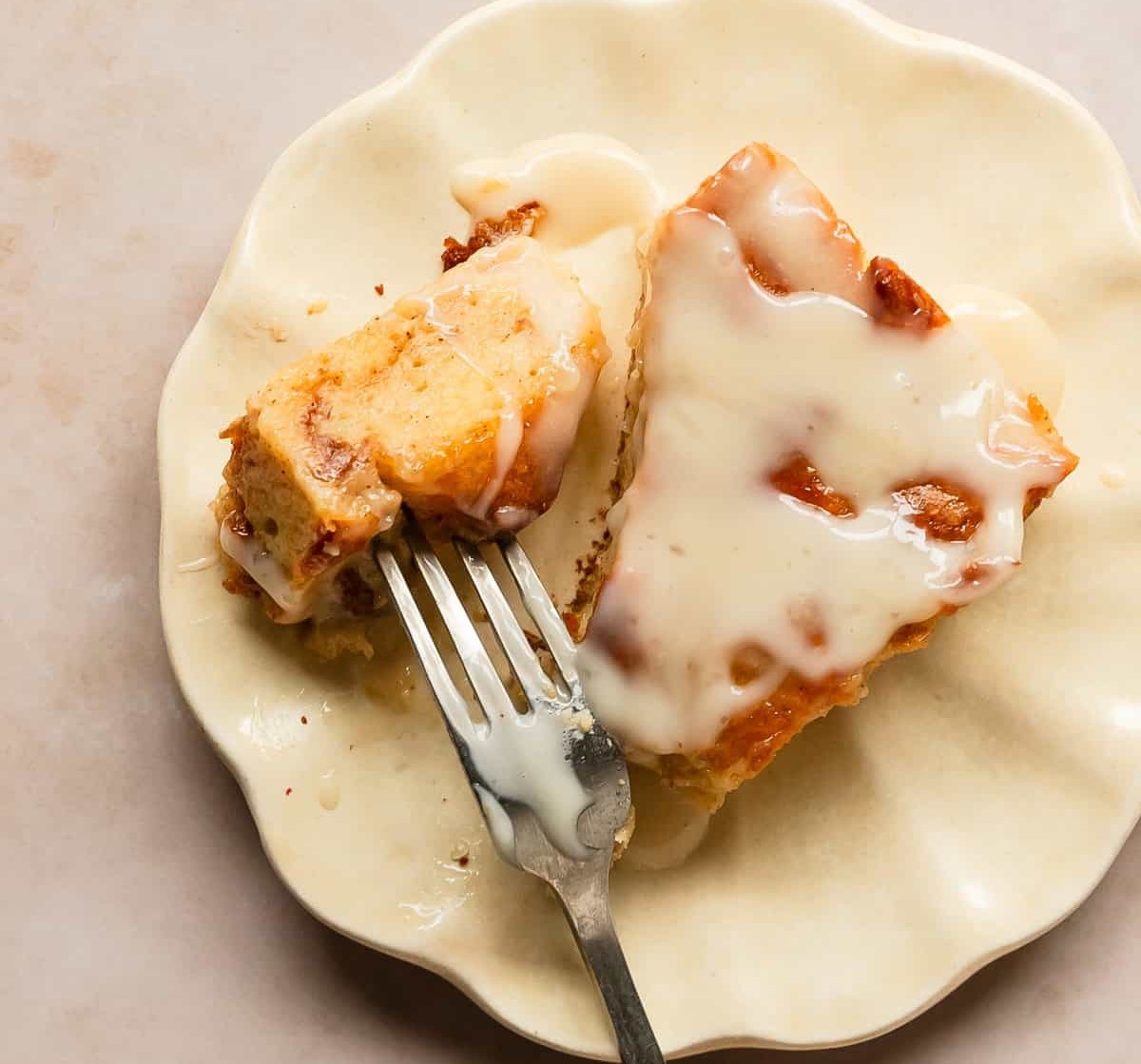 Grandmas Old Fashioned Bread Pudding With Vanilla Sauce Yummy Treats 3915